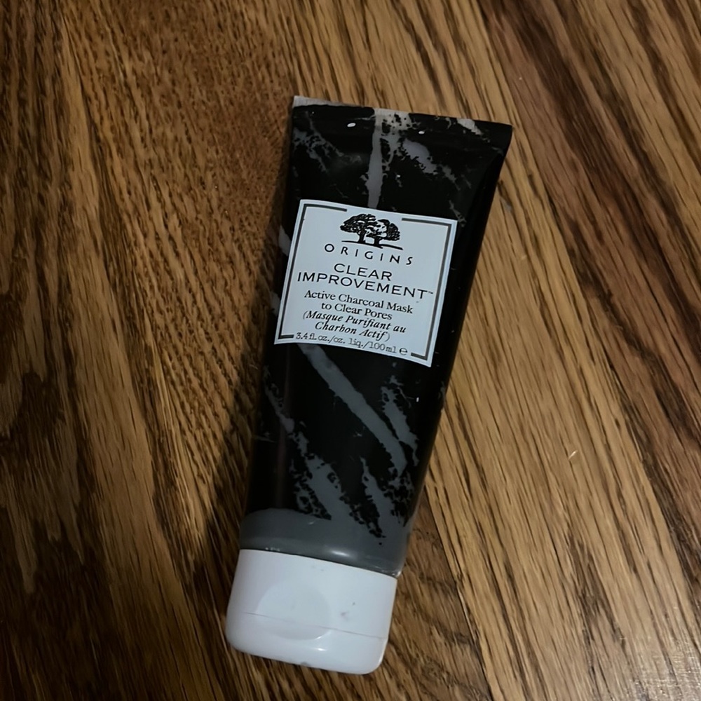 Origins Clear Improvement Active Charcoal Face Mask to Clear Pores